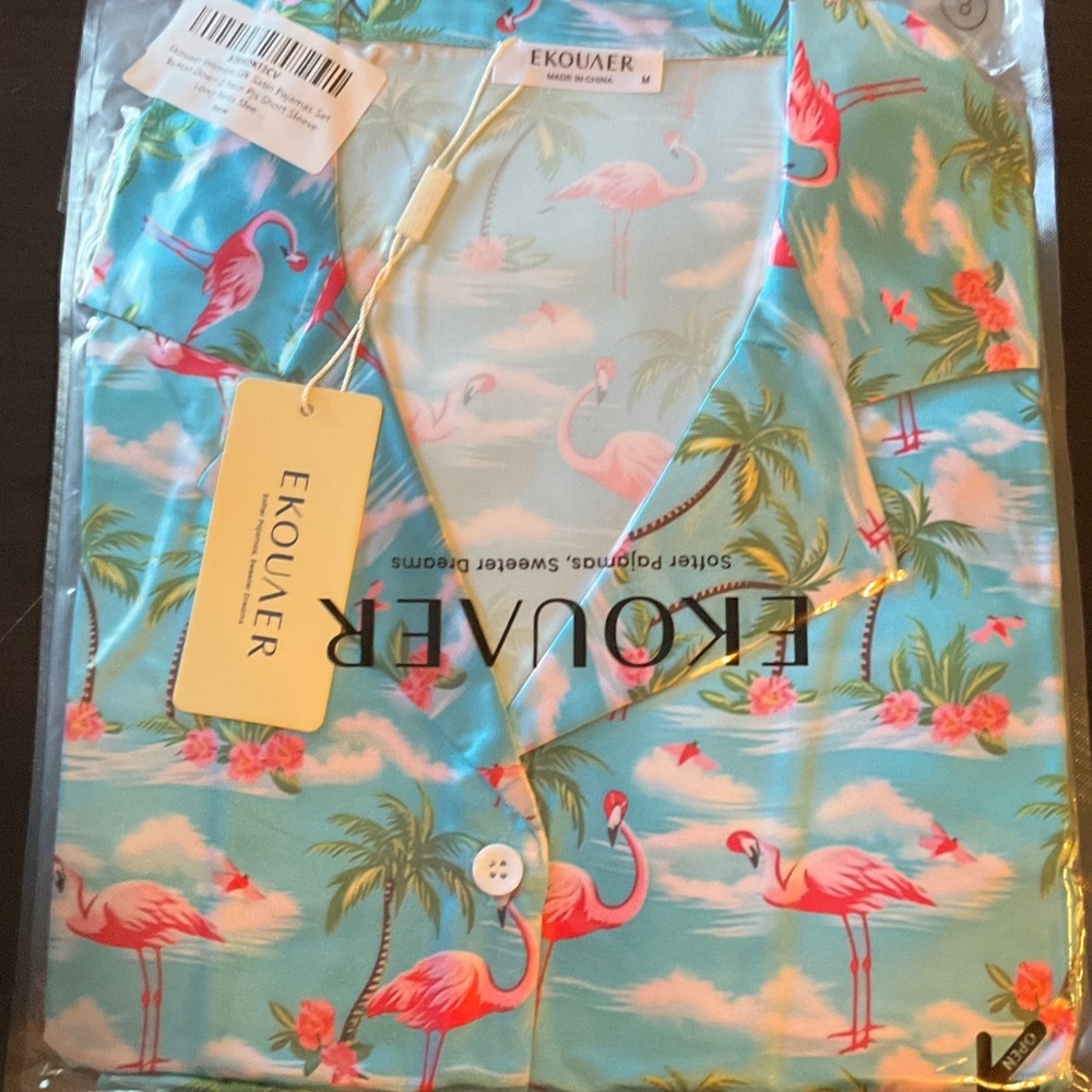 Women's Flamingo Print Pajama Set Short Sleeve Long Pants Silk Satin